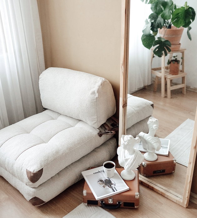 Atelier Del Sofa Fold Teddy - Crema Atelier Del Sofa Fold Teddy - Crema
